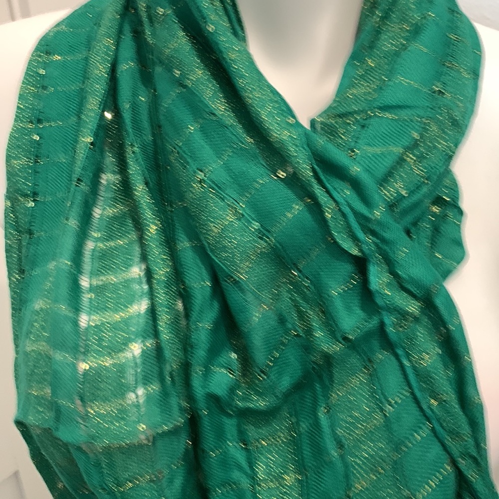 Bellissima Infinity Scarf - Picture 2 of 12